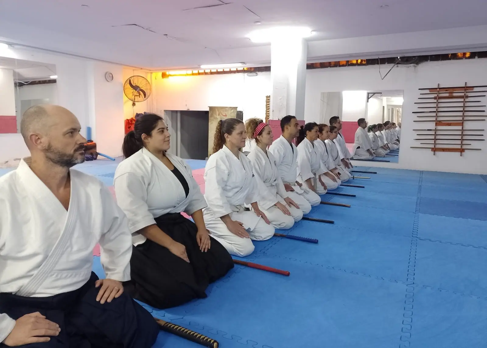 Formacion seiza bokken